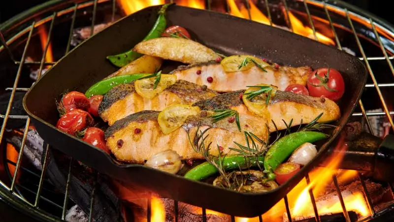 Food Safety and Hygiene Rules for Reheating Salmon